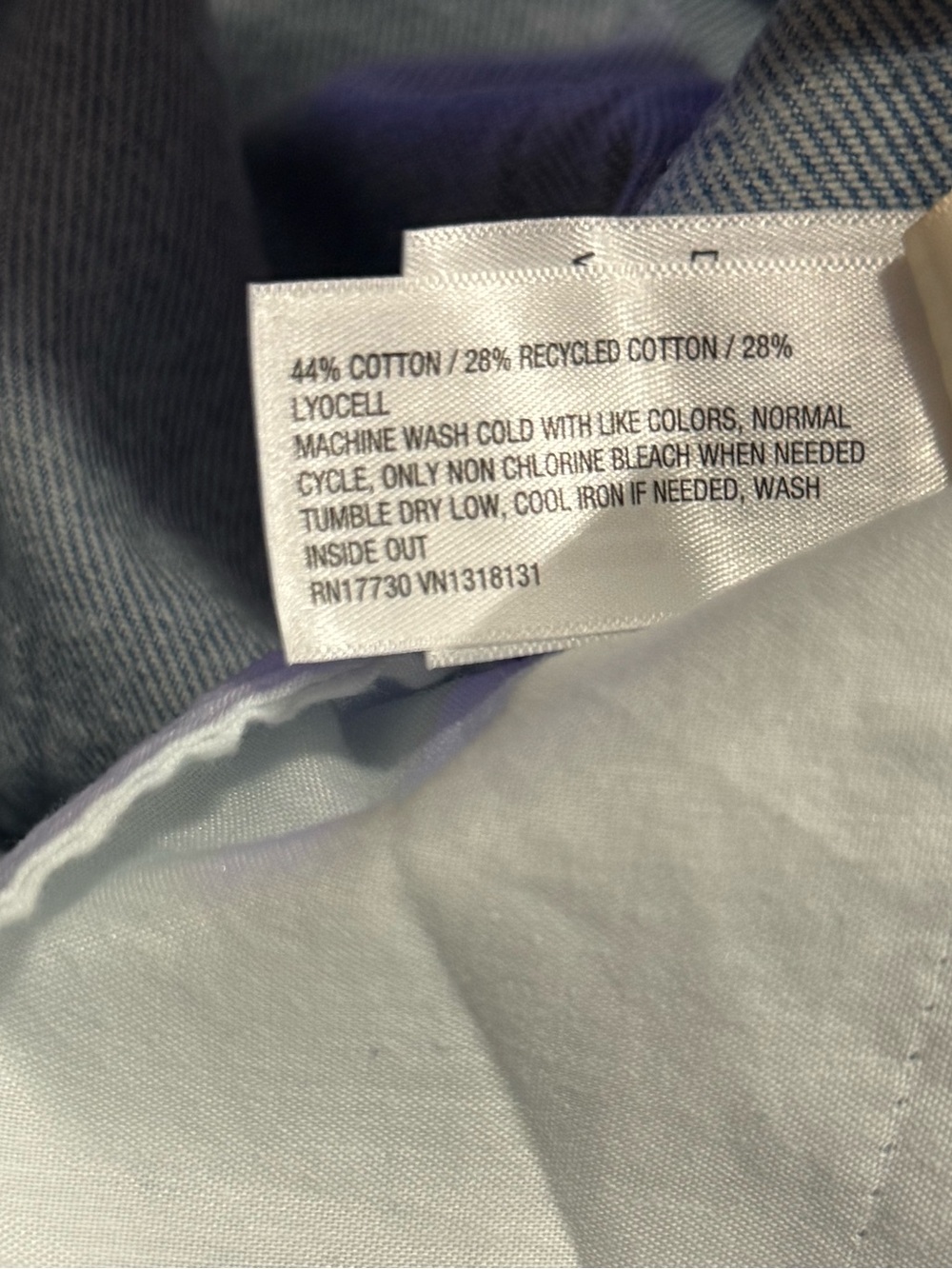 Universal Thread Mid-Rise Painter Boyfriend Jeans Sz 17 NWT - Picture 9 of 15
